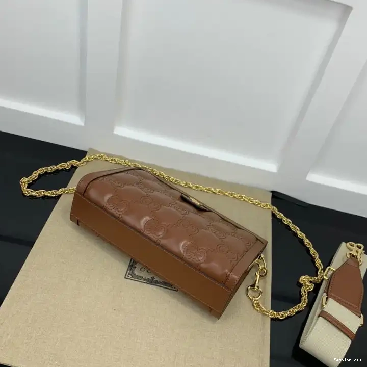 Fashionrepsfam ru 2208YA0024 Bag Gucci 0823